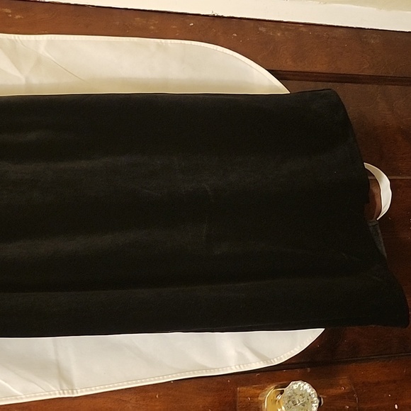 Evening Dress - Picture 2 of 6